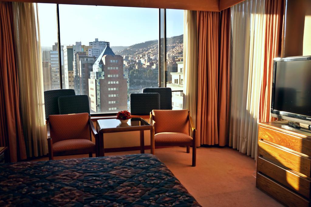 Real Plaza Hotel & Convention Center La Paz Ruang foto